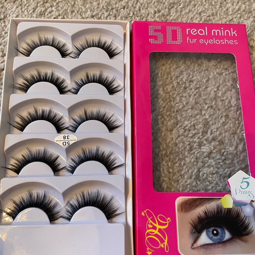 Eyelashes